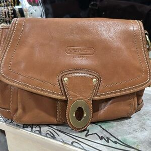 coach shoulder bag